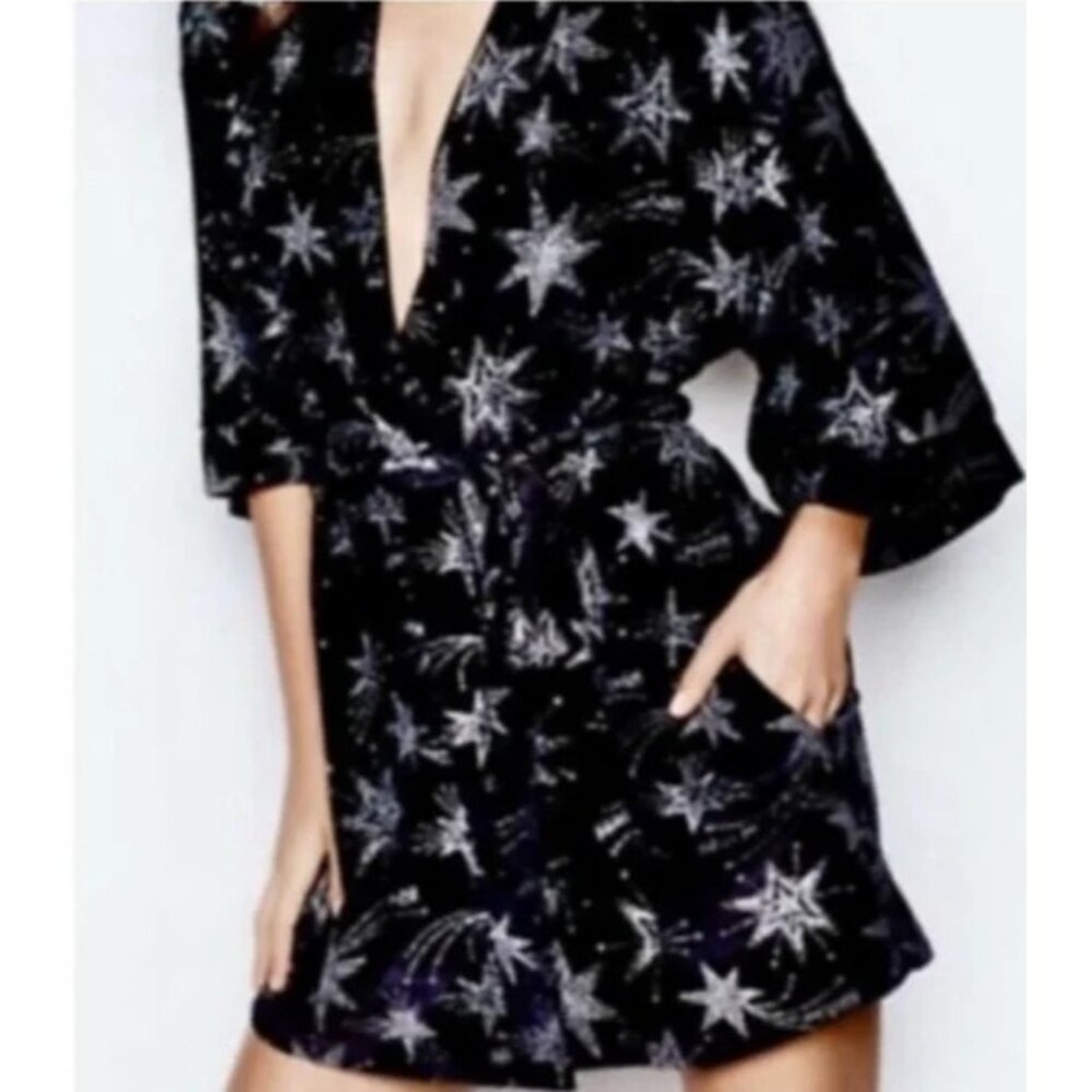 Victoria's Secret Black Velvet Silver Glitter Floral Belted Robe, Size M/L NWT!